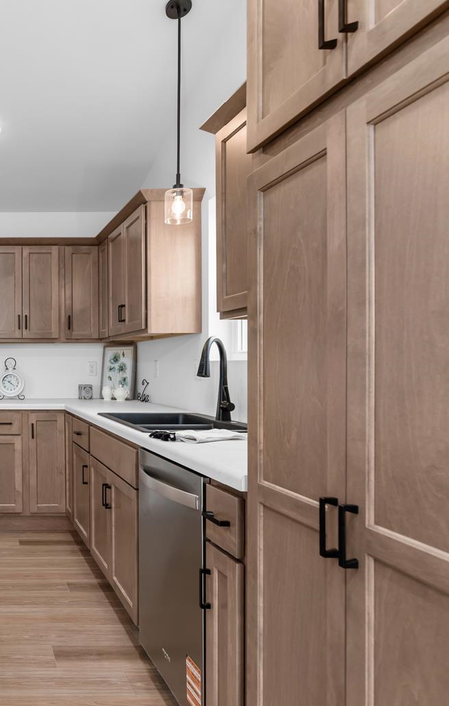 W6857 Mcallister Dr, Greenville, WI 54942