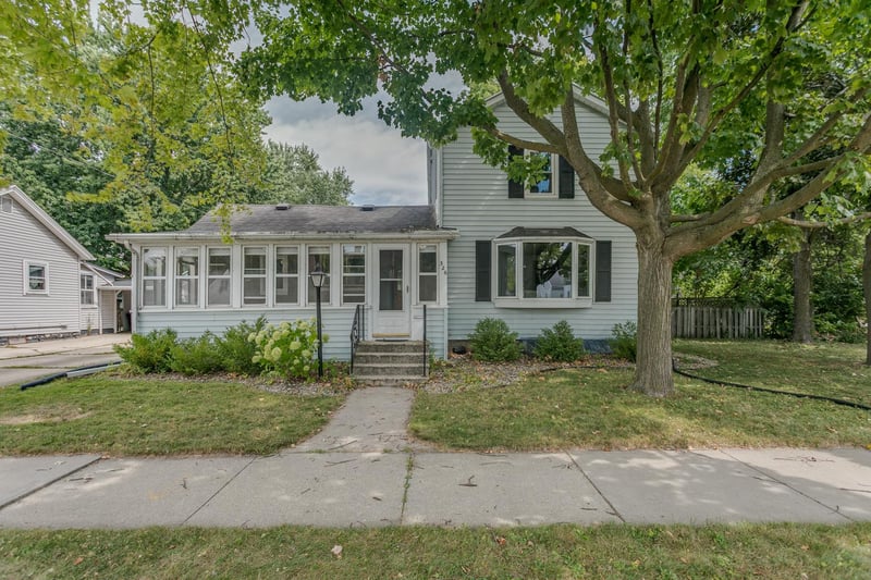326 S Summit St, Appleton, WI 54914