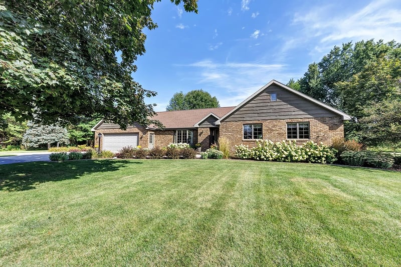 W3158 Tubbs Rd, Seymour, WI 54165
