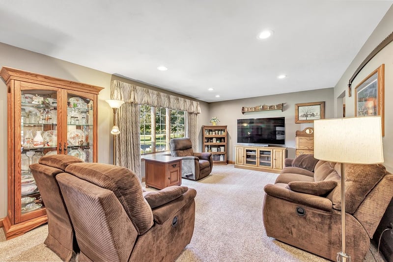 W3158 Tubbs Rd, Seymour, WI 54165