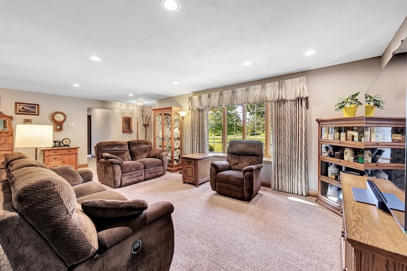 W3158 Tubbs Rd, Seymour, WI 54165