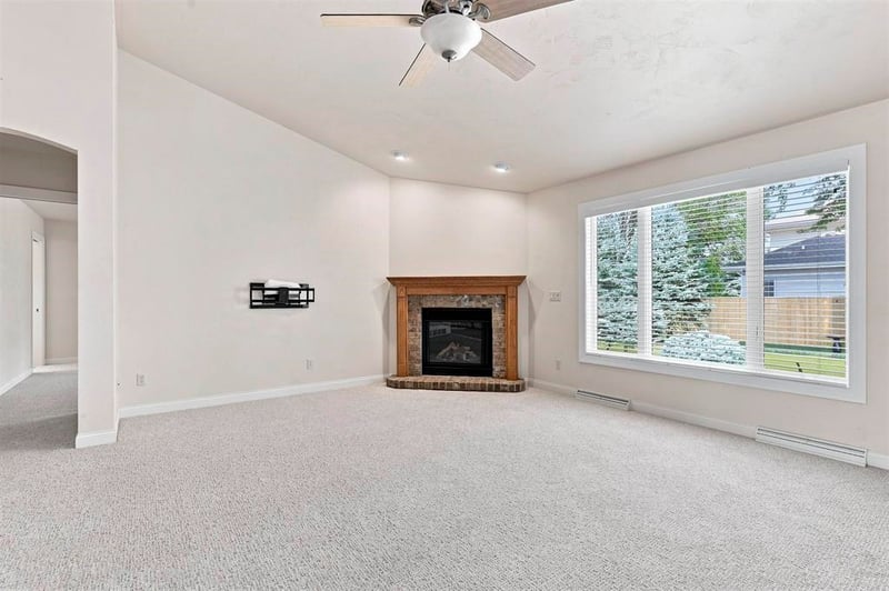 89 Penbrook Cir, Appleton, WI 54914