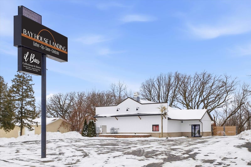 3597 Bay Settlement Rd, Green Bay, WI 54311