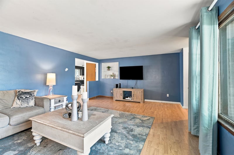1550 Careful Dr, Green Bay, WI 54304