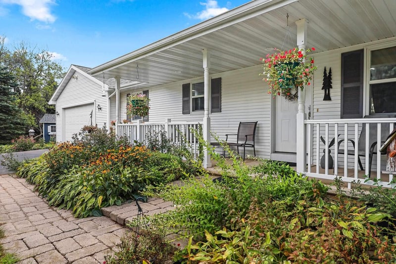 N831 Rabbit Rd, Fremont, WI 54940