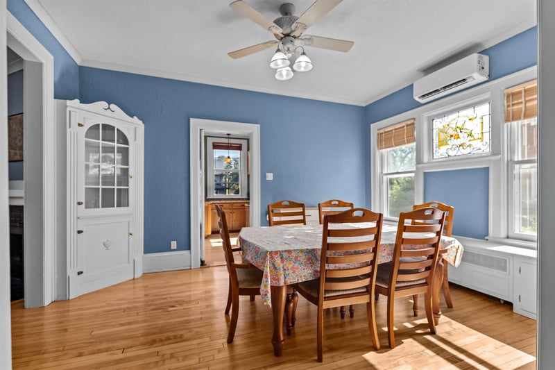 306 W Wisconsin Ave, Kaukauna, WI 54130