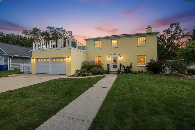 3037 Linck Ct, Green Bay, WI 54301-1621
