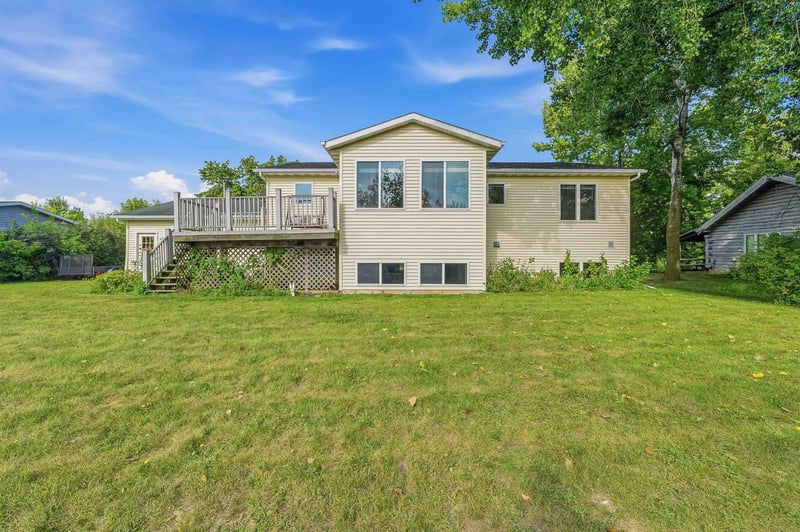 4610 Friedrich Ave, Omro, WI 54963