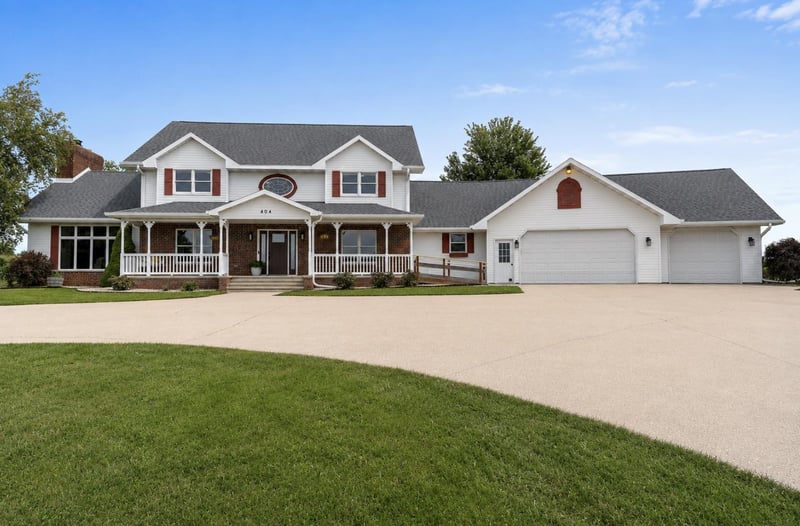 404 N Madison St, Bonduel, WI 54107