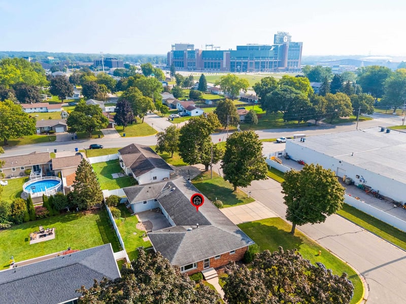2098 True Ln, Green Bay, WI 54304-4354