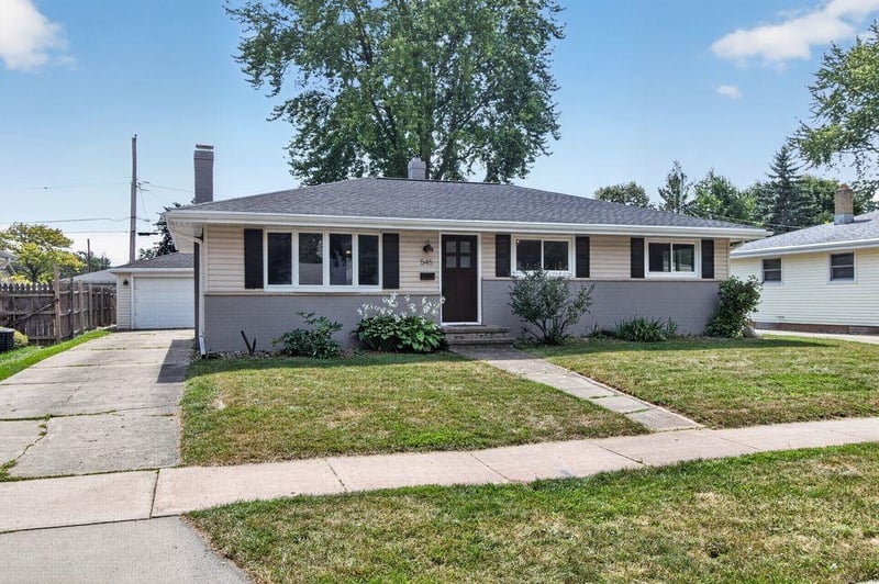 545 E Coolidge Ave, Appleton, WI 54915