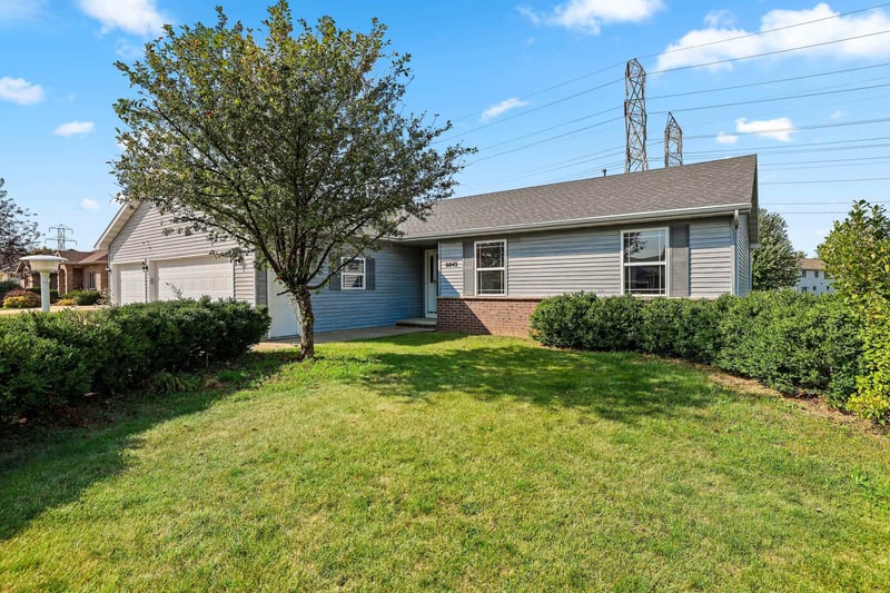 W6042 Greystone Ct, Appleton, WI 54915