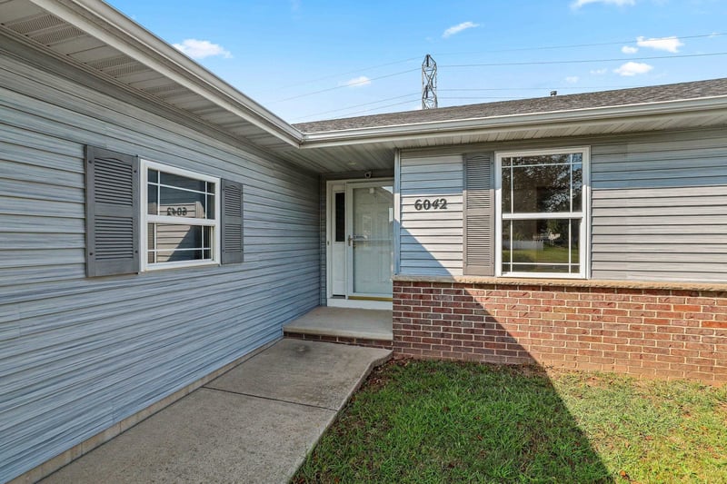 W6042 Greystone Ct, Appleton, WI 54915