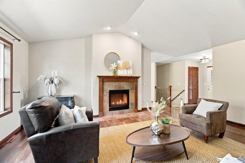 W7252 Dover Ct, Greenville, WI 54942
