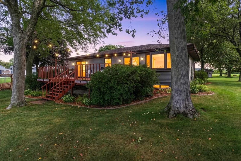 N3155 Ecker Lakeland Dr, Chilton, WI 53014