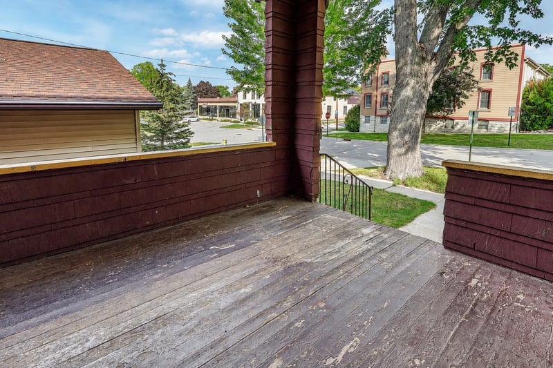 508 S Jackson St, Green Bay, WI 54301