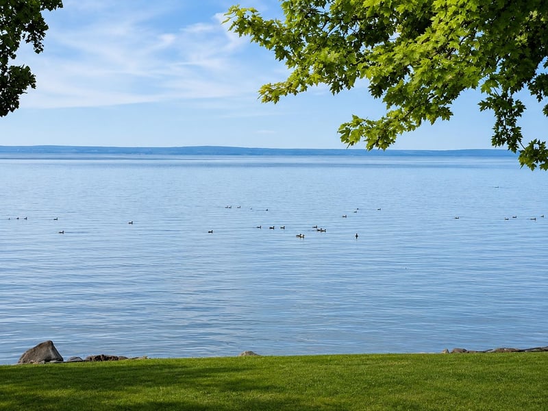 3300 Harbor Bay Rd, Oshkosh, WI 54901