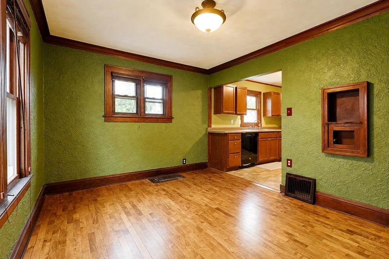 1621 N Division St, Appleton, WI 54911