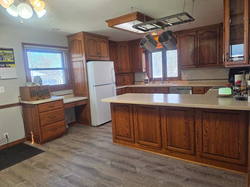239 W Water St, Brillion, WI 54110