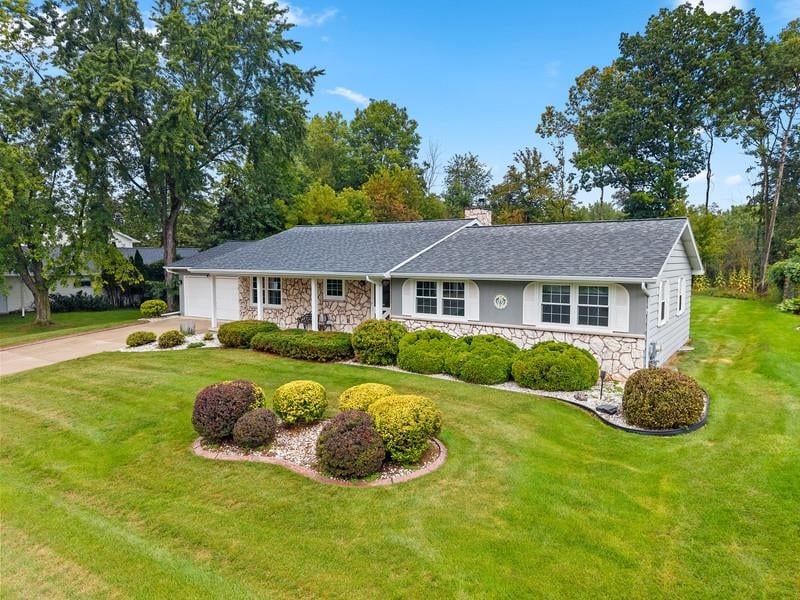 2439 Morning Star Trl, Green Bay, WI 54302