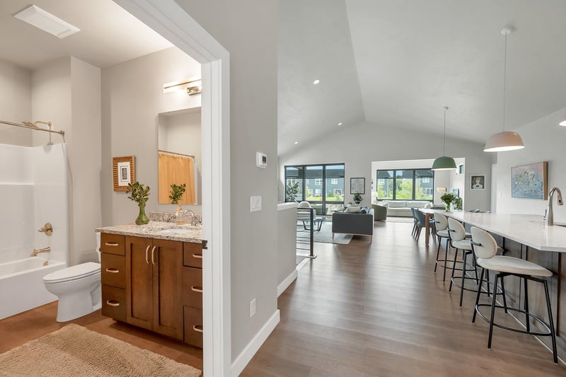 324 Aldon Cir, Green Bay, WI 54304-7000