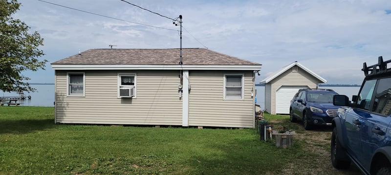 7036 Krohn Rd, Winneconne, WI 54986-9566