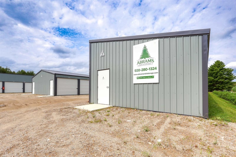 2995 Cedar Ln, Abrams, WI 54101