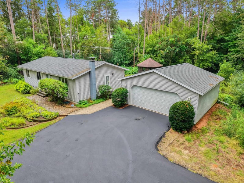 N4711 Rose Brook Rd, Shawano, WI 54166
