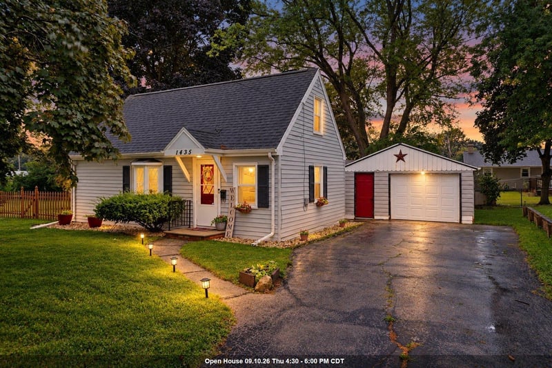 1435 9th St, Green Bay, WI 54303-3141