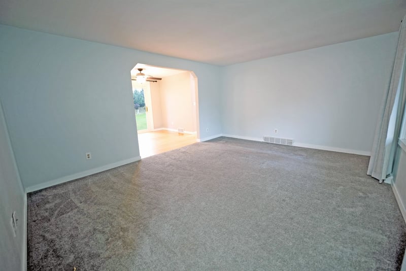 2515 Lance St, Green Bay, WI 54313-6750