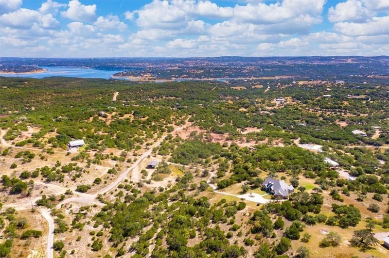 21301 Dill CIR, Spicewood, TX 78669