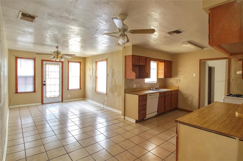 5607 Summer Gold Dr, San Antonio, TX 78222