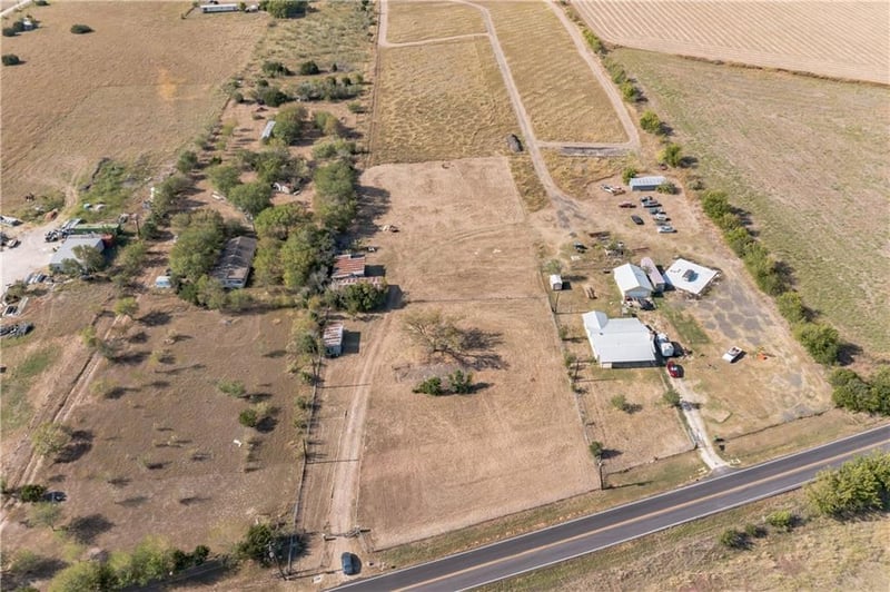5815 Old Lockhart RD, Buda, TX 78610