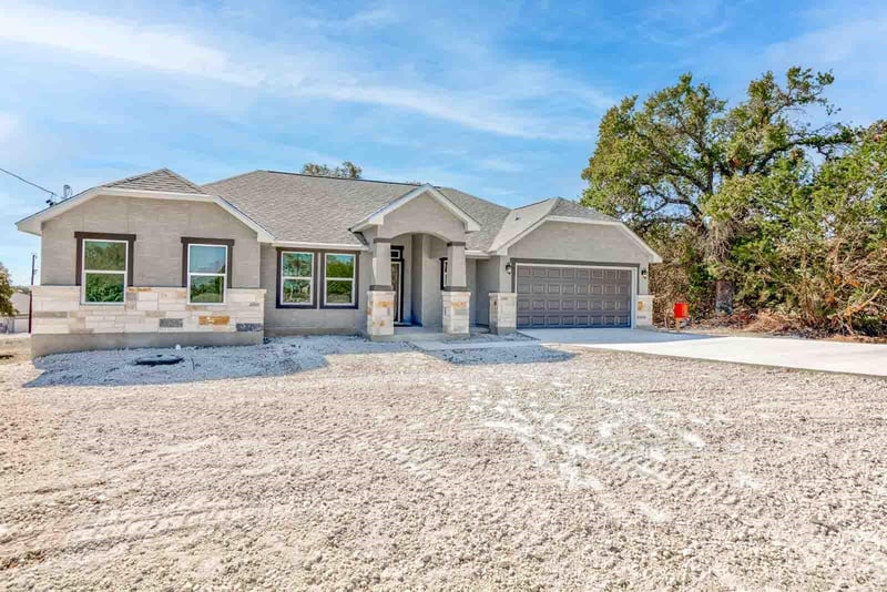 208 Calvin Barrett ST, Blanco, TX 78606