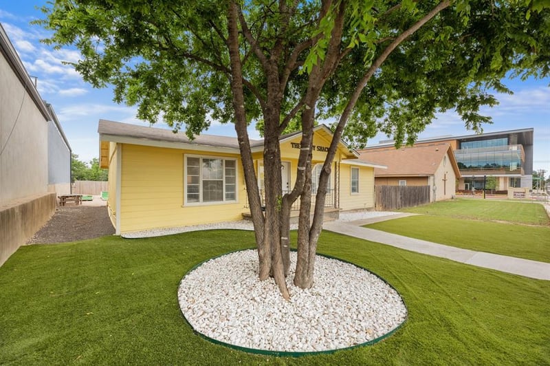 102 Liberty Ave, Round Rock, TX 78664