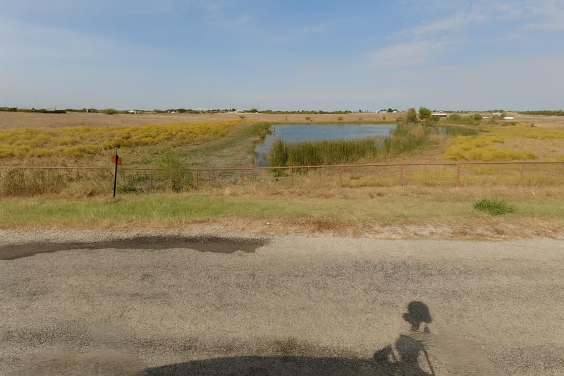 600 County Rd 405, Taylor, TX 76574