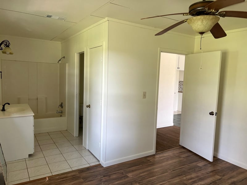111 Chris LN, Florence, TX 76527