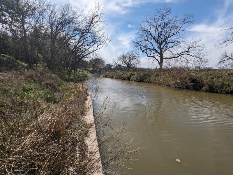 1902 W Fm 2147 RD, Marble Falls, TX 78657