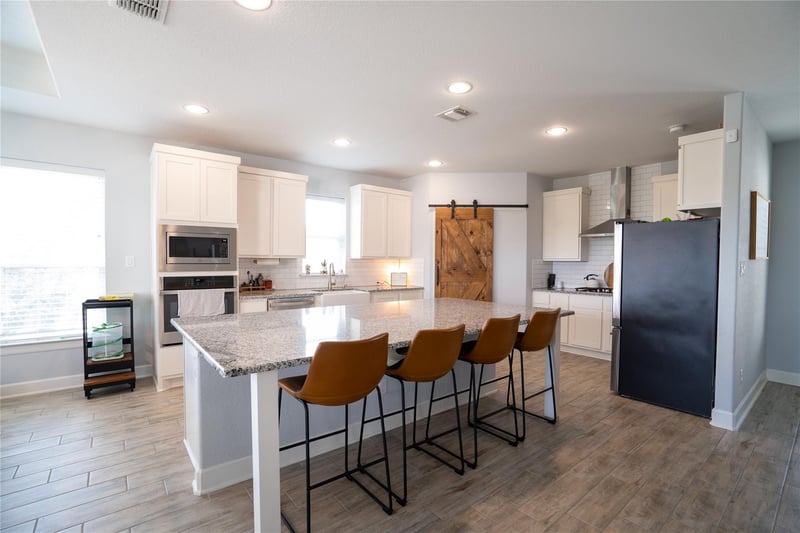 247 Summer Glen LN, New Braunfels, TX 78132