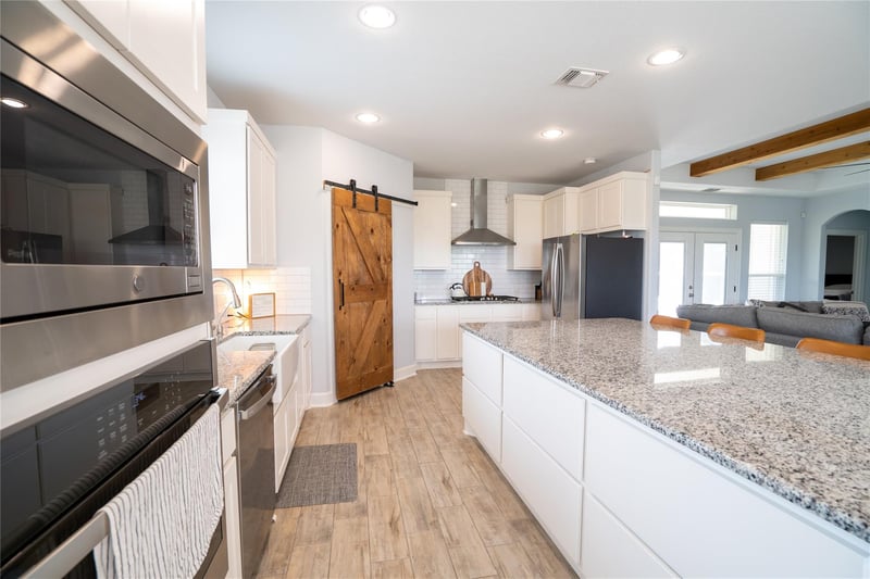 247 Summer Glen LN, New Braunfels, TX 78132