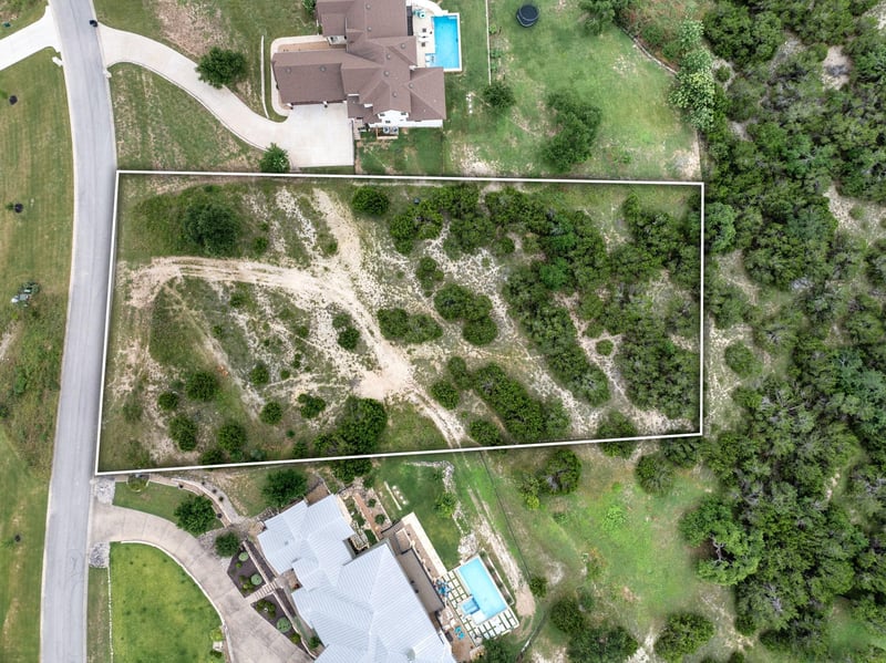974 Bluff Woods DR, Driftwood, TX 78619