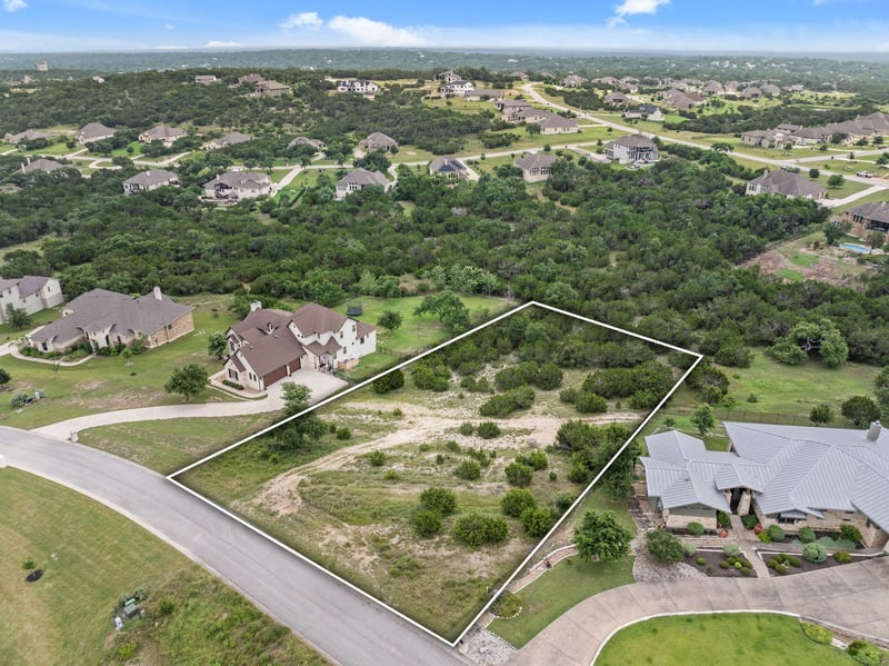 974 Bluff Woods DR, Driftwood, TX 78619