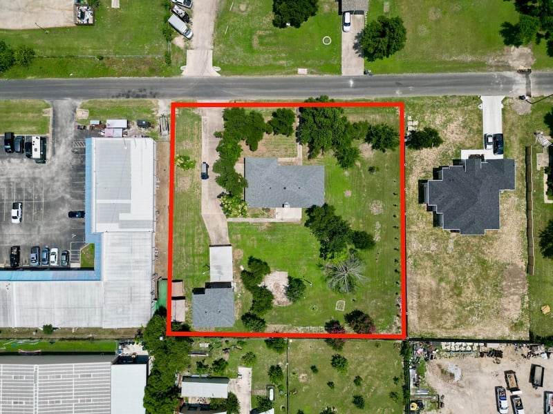 15600 Spring Hill LN, Pflugerville, TX 78660