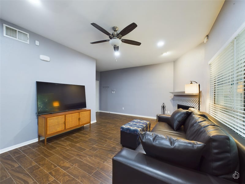 2450 Wickersham LN #501, Austin, TX 78741