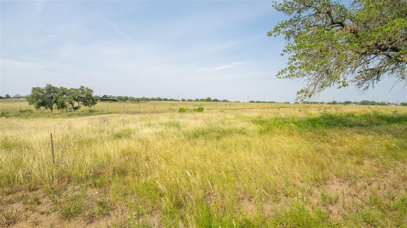 300 Altidore Ave, Dale, TX 78616