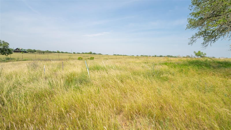 300 Altidore Ave, Dale, TX 78616