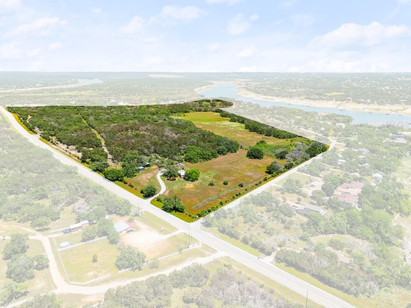 525 Pace Bend RD, Spicewood, TX 78669