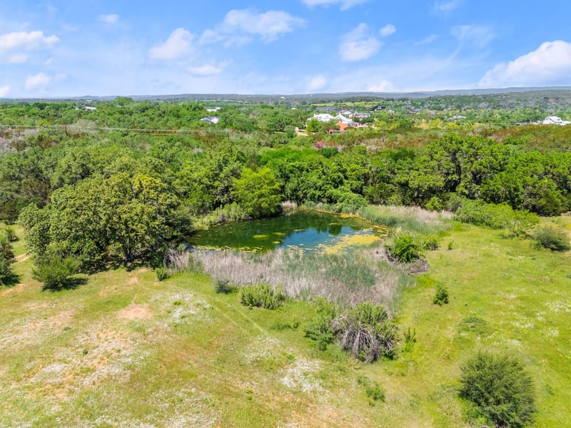 525 Pace Bend RD, Spicewood, TX 78669