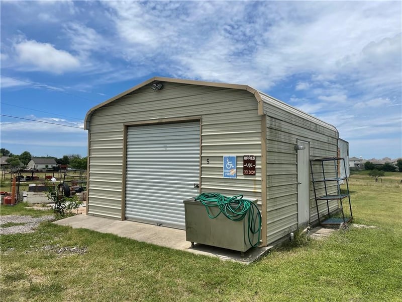 21602 Martin LN, Pflugerville, TX 78660