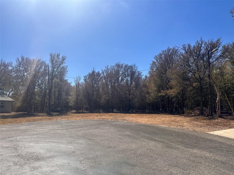 128 Maunalua DR, Bastrop, TX 78602